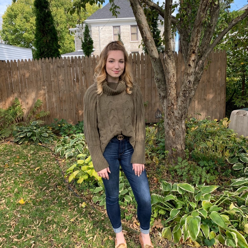 Meet your Posher, Annah